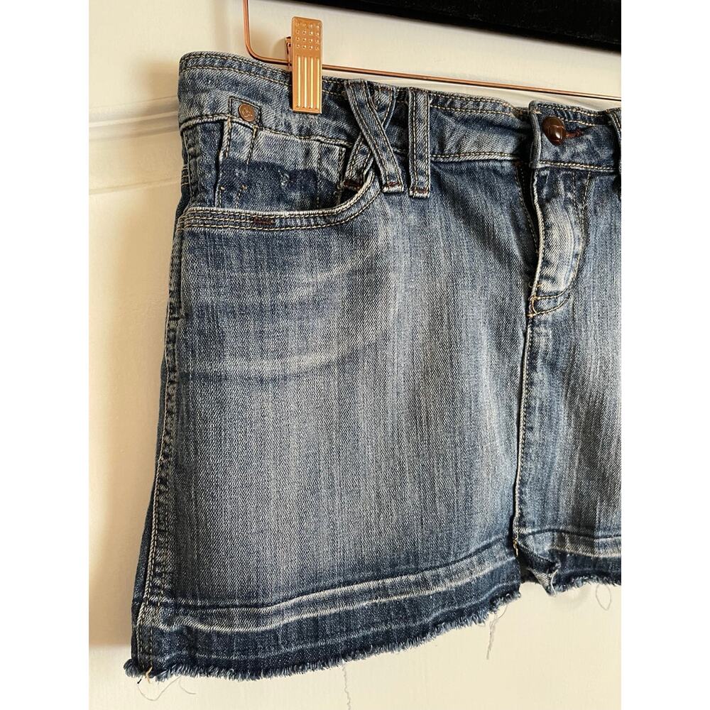 Vintage Dollhouse Juniors Micro Mini Denim Skirt Size 11 - Picture 3 of 11